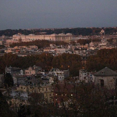 Vatican In The Moonlight Apartment Rome Buitenkant foto