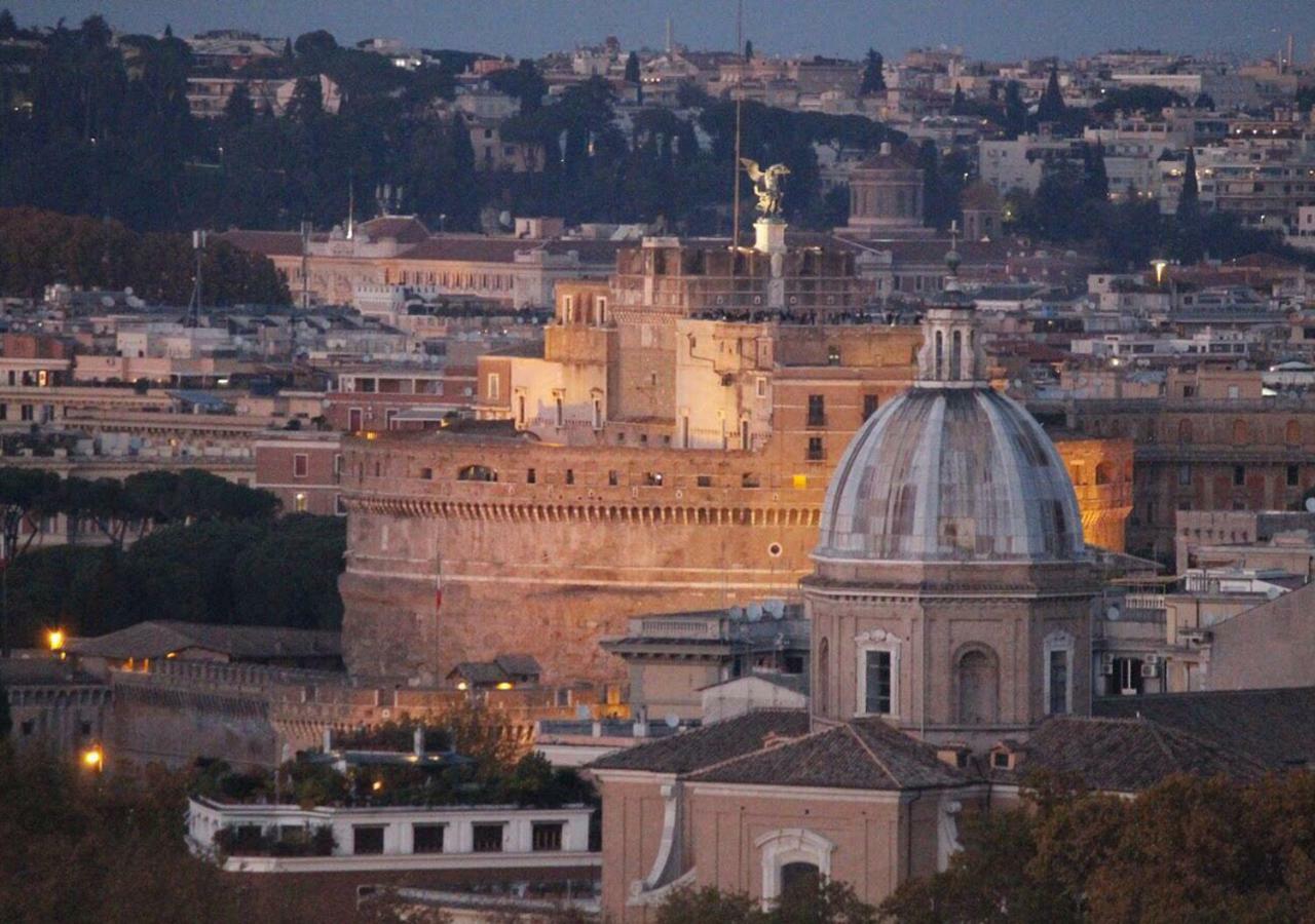 Vatican In The Moonlight Apartment Rome Buitenkant foto